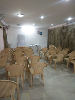 hotel kirthikaa palace