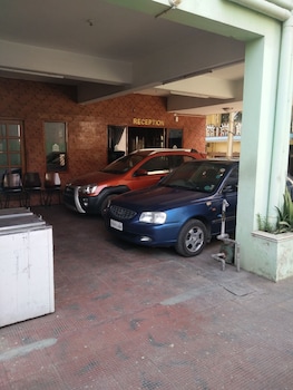 hotel kirthikaa palace