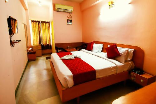 hotel kirthikaa palace