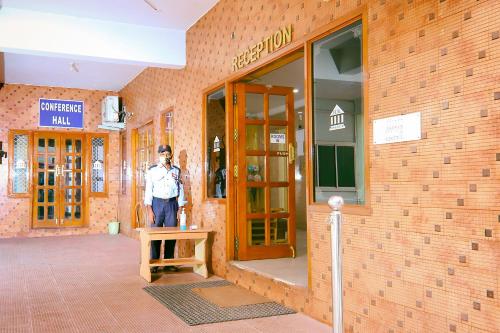 hotel kirthikaa palace