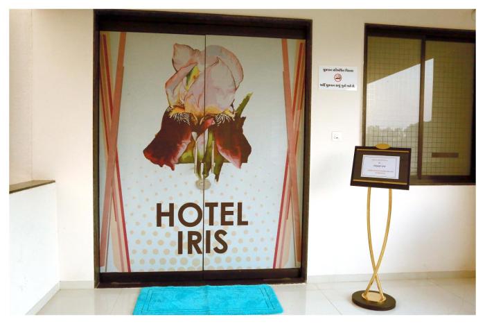 hotel iris