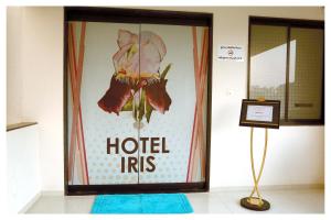 hotel iris