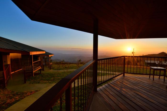 hotel tropico monteverde