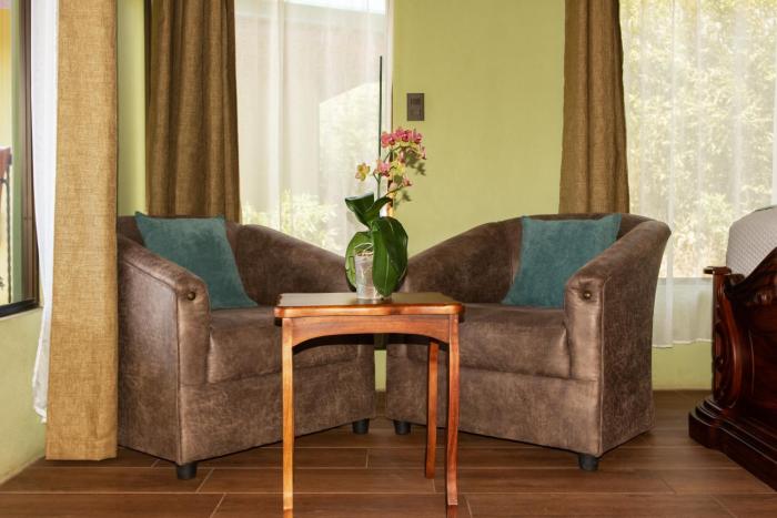 hotel tropico monteverde