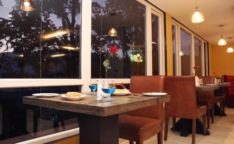 gangtok drift hotel and restobar