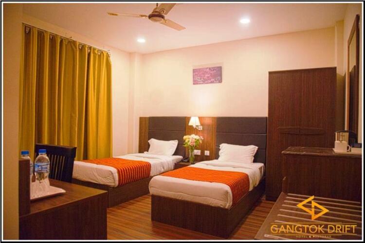 gangtok drift hotel and restobar