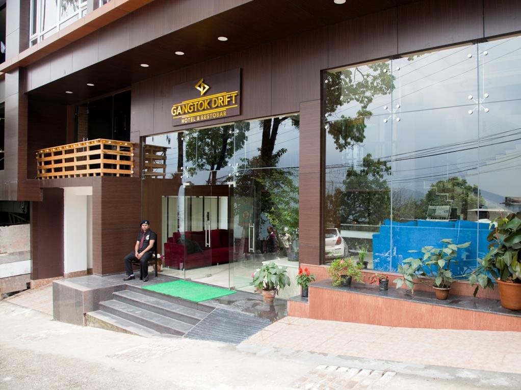 gangtok drift hotel and restobar