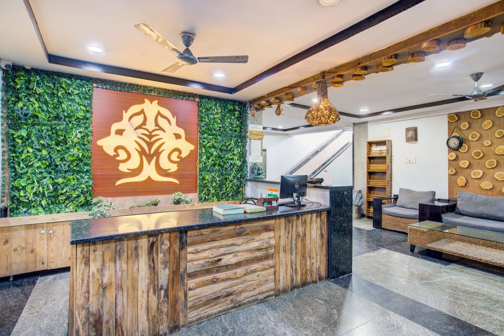 hotel lokis forest inn