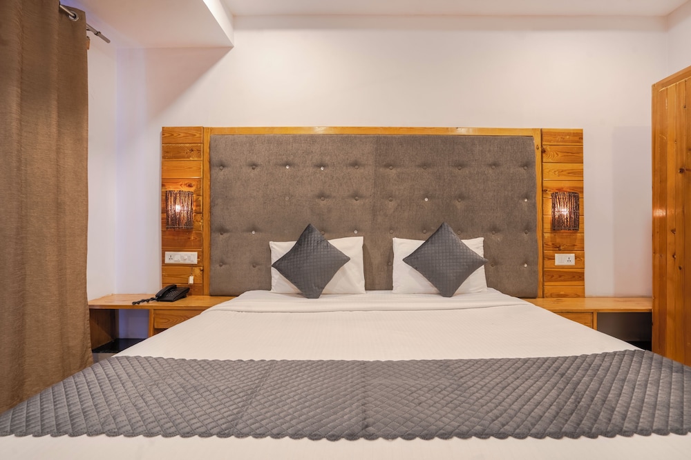hotel lokis forest inn
