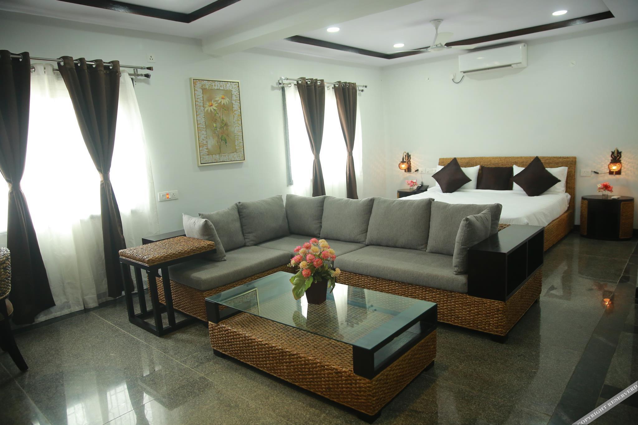 hotel lokis forest inn
