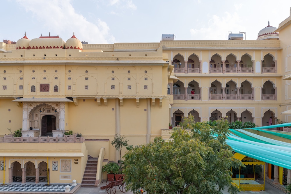 mundota fort and palace