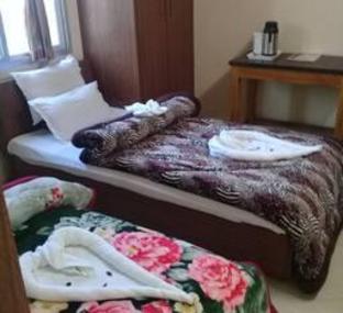 hotel balaji international