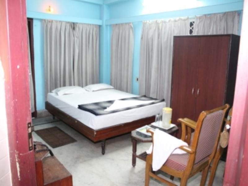 hotel sambit palace puri