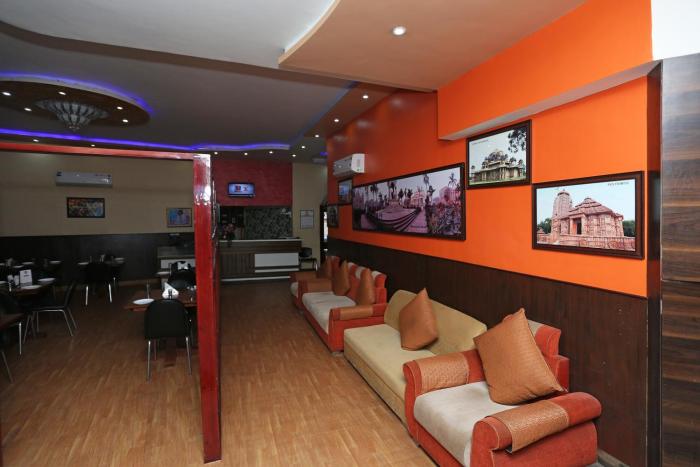 hotel vivek continental