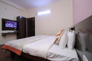 hotel vivek continental