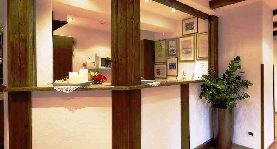 hotel sukhnath