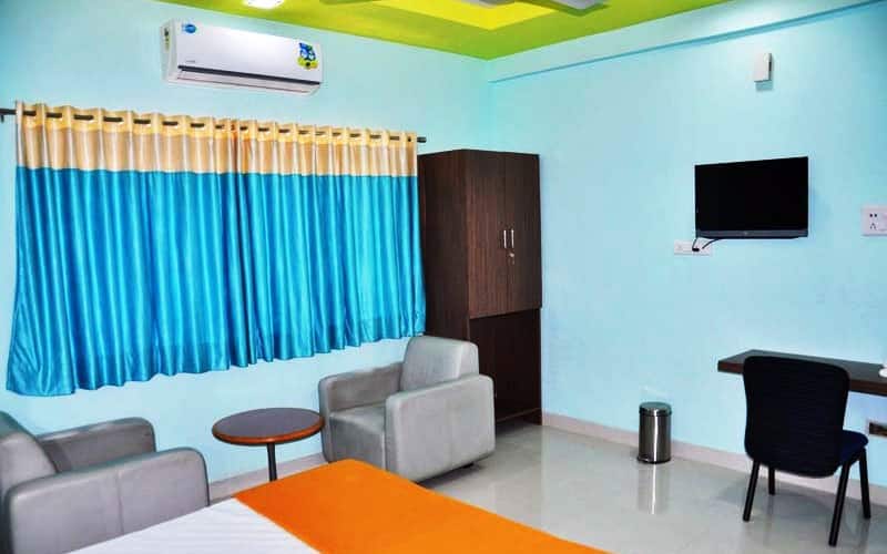 hotel sukhnath