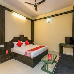 hotel city palace near mahakal