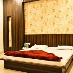 hotel city palace near mahakal