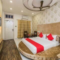 hotel city palace near mahakal