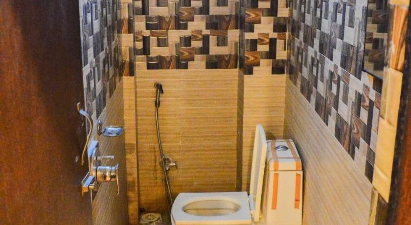 hotel city palace near mahakal