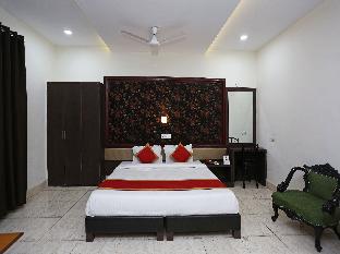 Hotel Navrang Kota,Near Jag Mandir,2.5 star