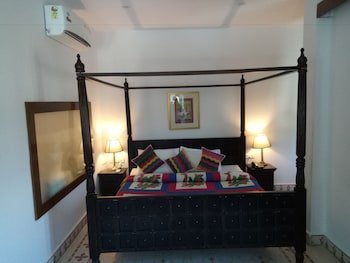 castle narela lake resort