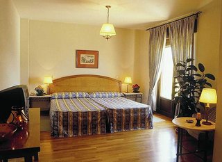 Mirasierra,Segovia>>Santo Tome Del Puerto,3 star