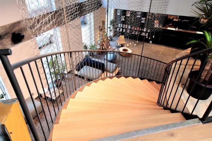 maverick urban lodge hostel