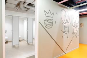 maverick urban lodge hostel