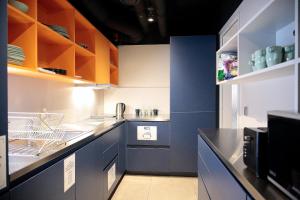 maverick urban lodge hostel