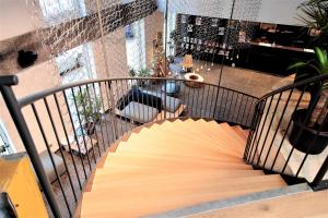 maverick urban lodge hostel