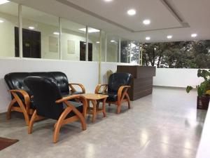 the cliff resort munnar