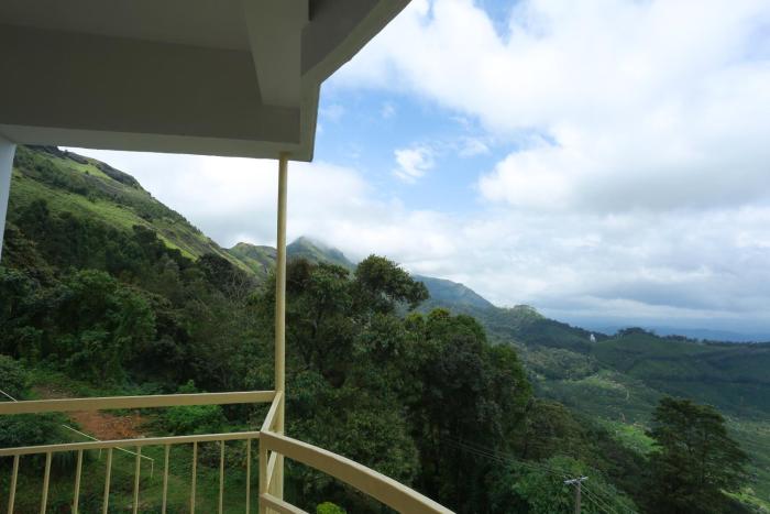 the cliff resort munnar