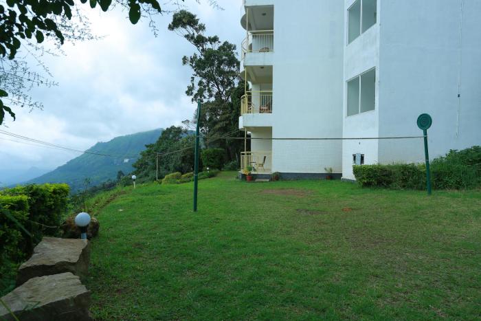 the cliff resort munnar