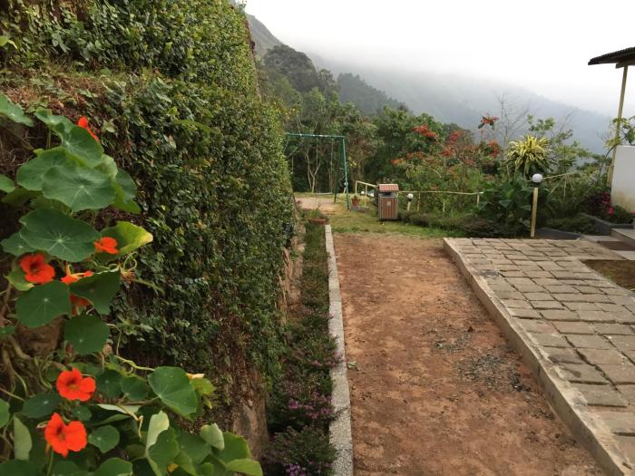the cliff resort munnar