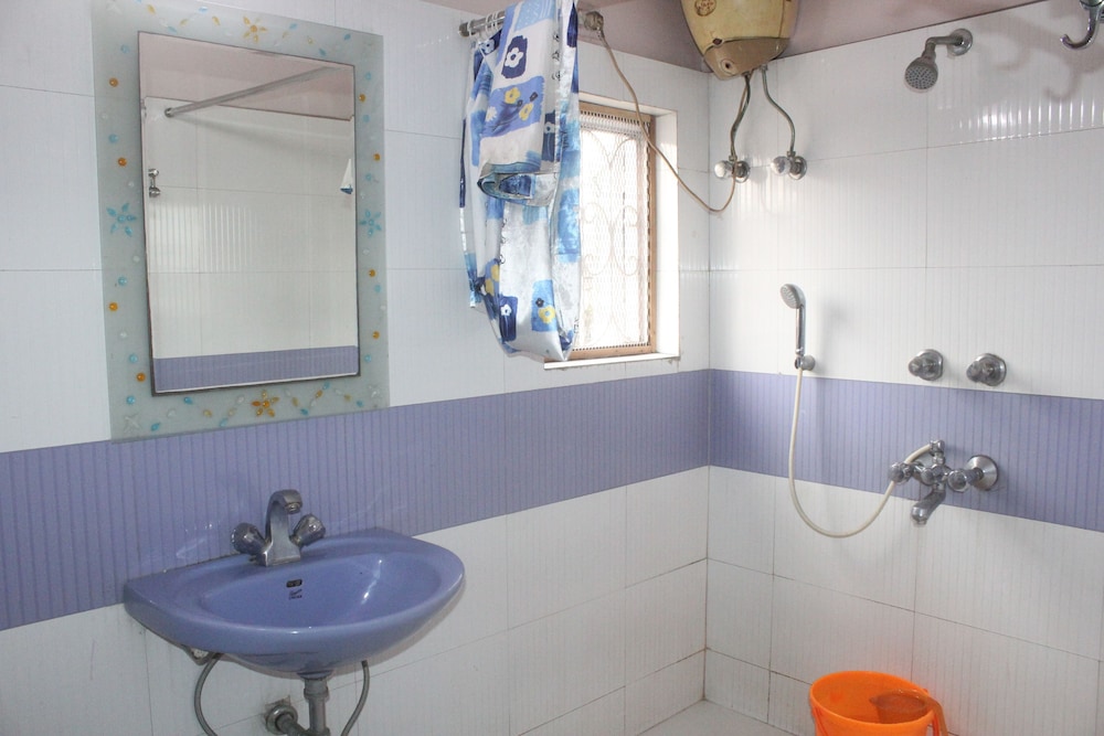 hotel heera