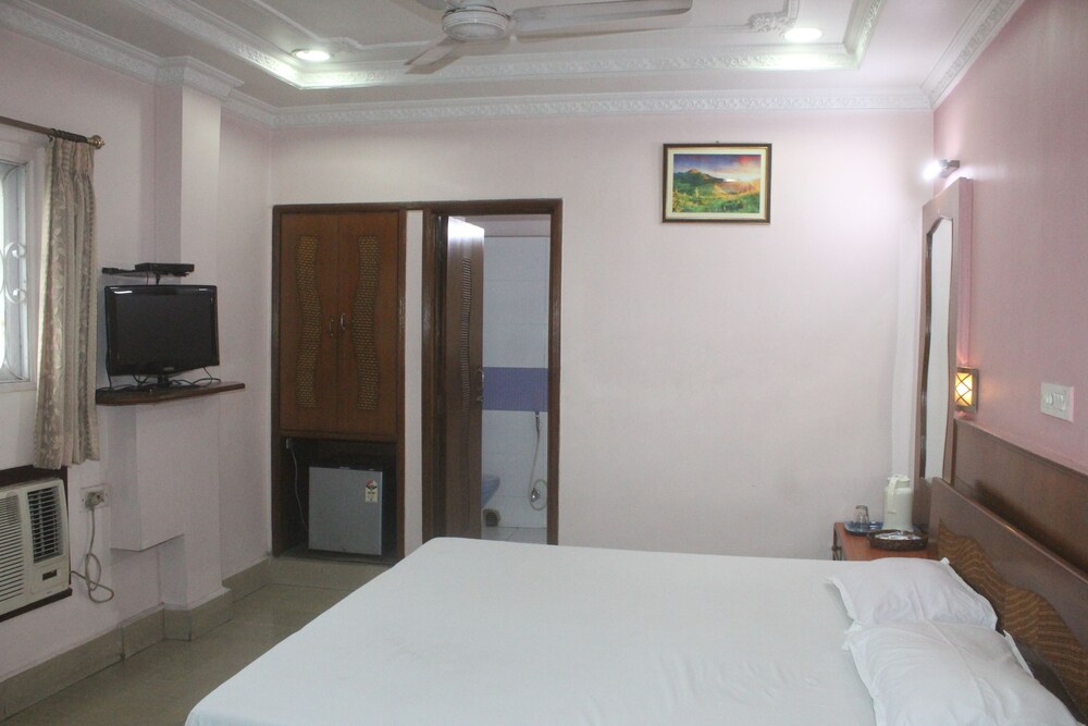 hotel heera