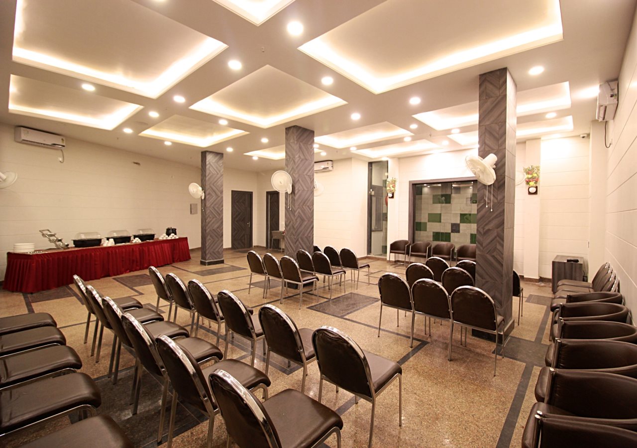 ashoka hotel by wb inn