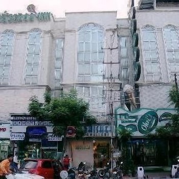 ohris baseraa inn