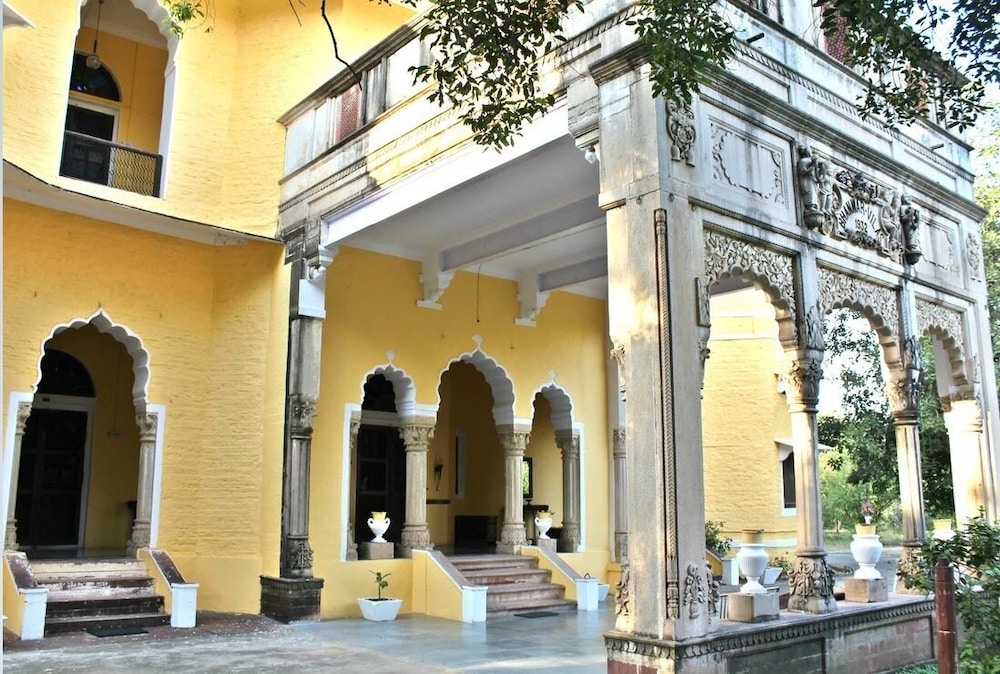 bhanwar vilas palace