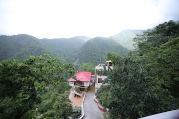 veda5 ayurveda and yoga retreat