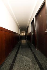 traders hotel