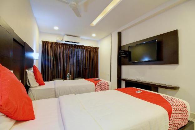 traders hotel