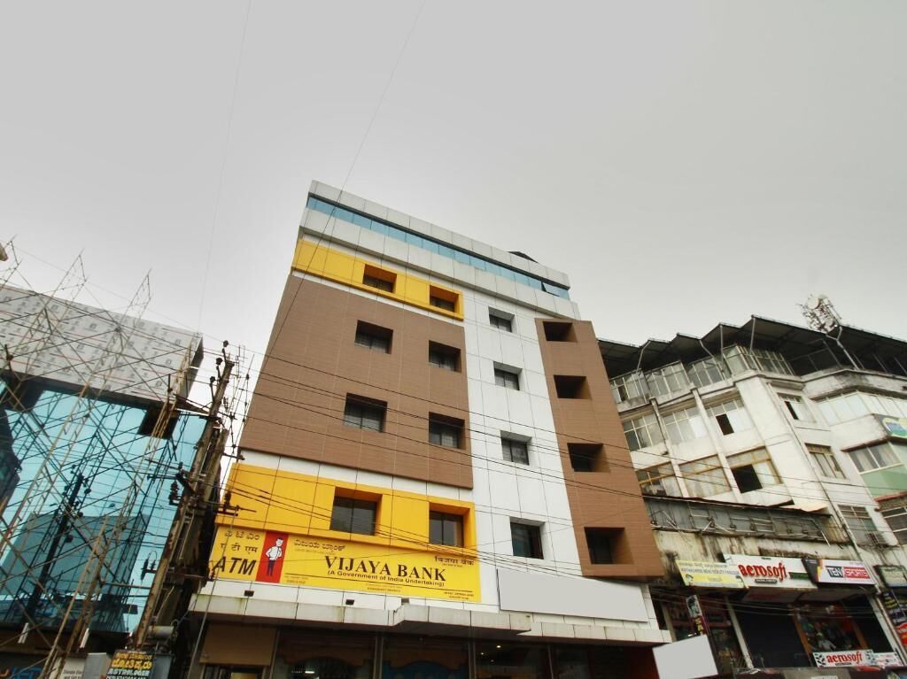 traders hotel