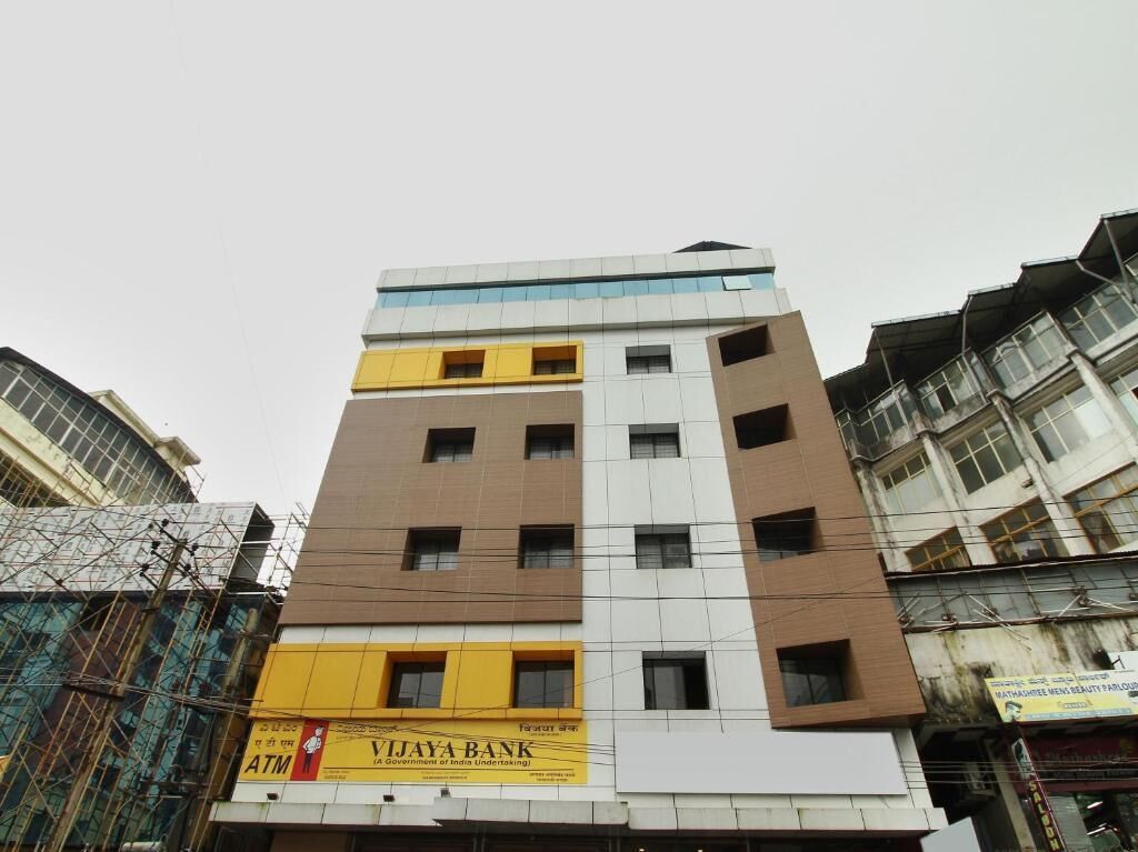 traders hotel
