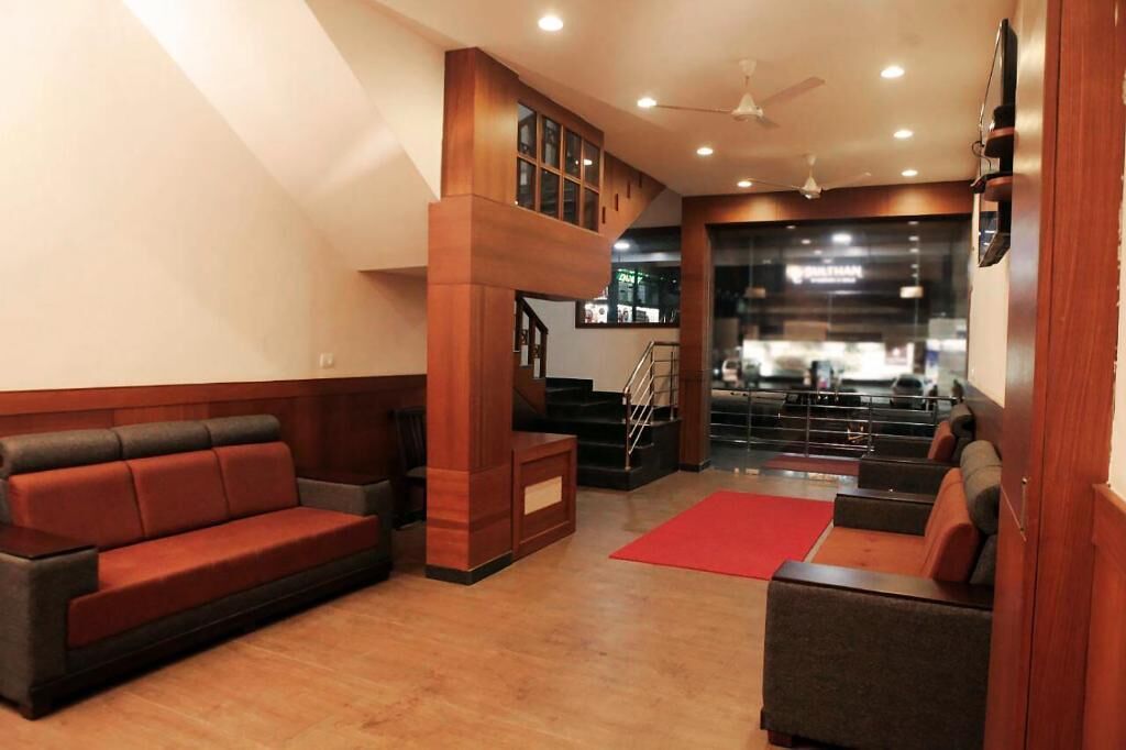 traders hotel