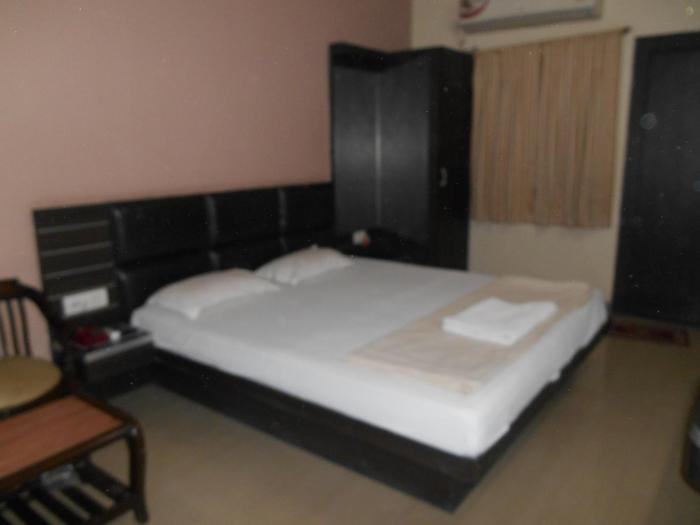 hotel saket heritage