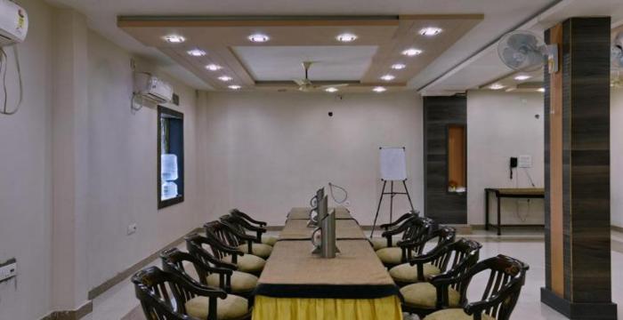 hotel saket heritage