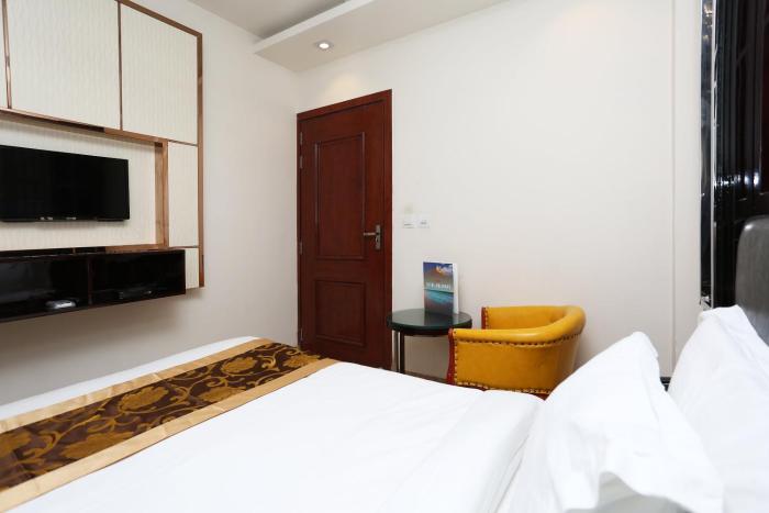 hotel new anand palace